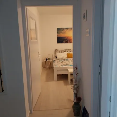 Apartment M *